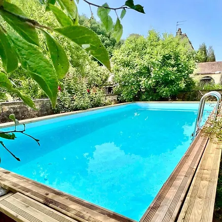 Holiday home Charming House For 14 Pool And Indoor Hottub
